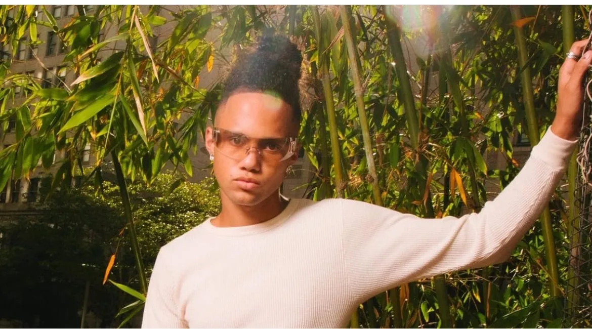 GHOST Flash Rimless Shield Sunglasses sold by Giant Vintage product image thumbnail 5