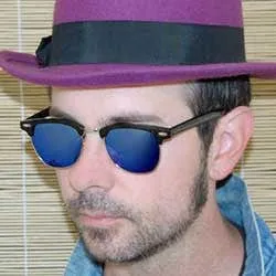 YORKE Black/Blue sold by Giant Vintage