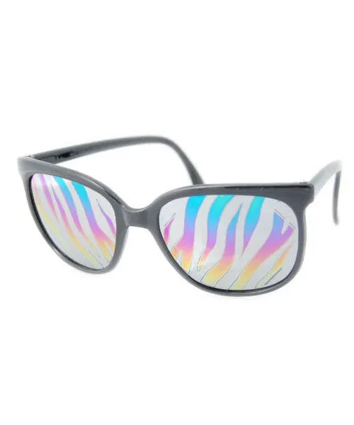 ZEBRA-NC Black 90s Sunglasses sold by Giant Vintage product image thumbnail 2