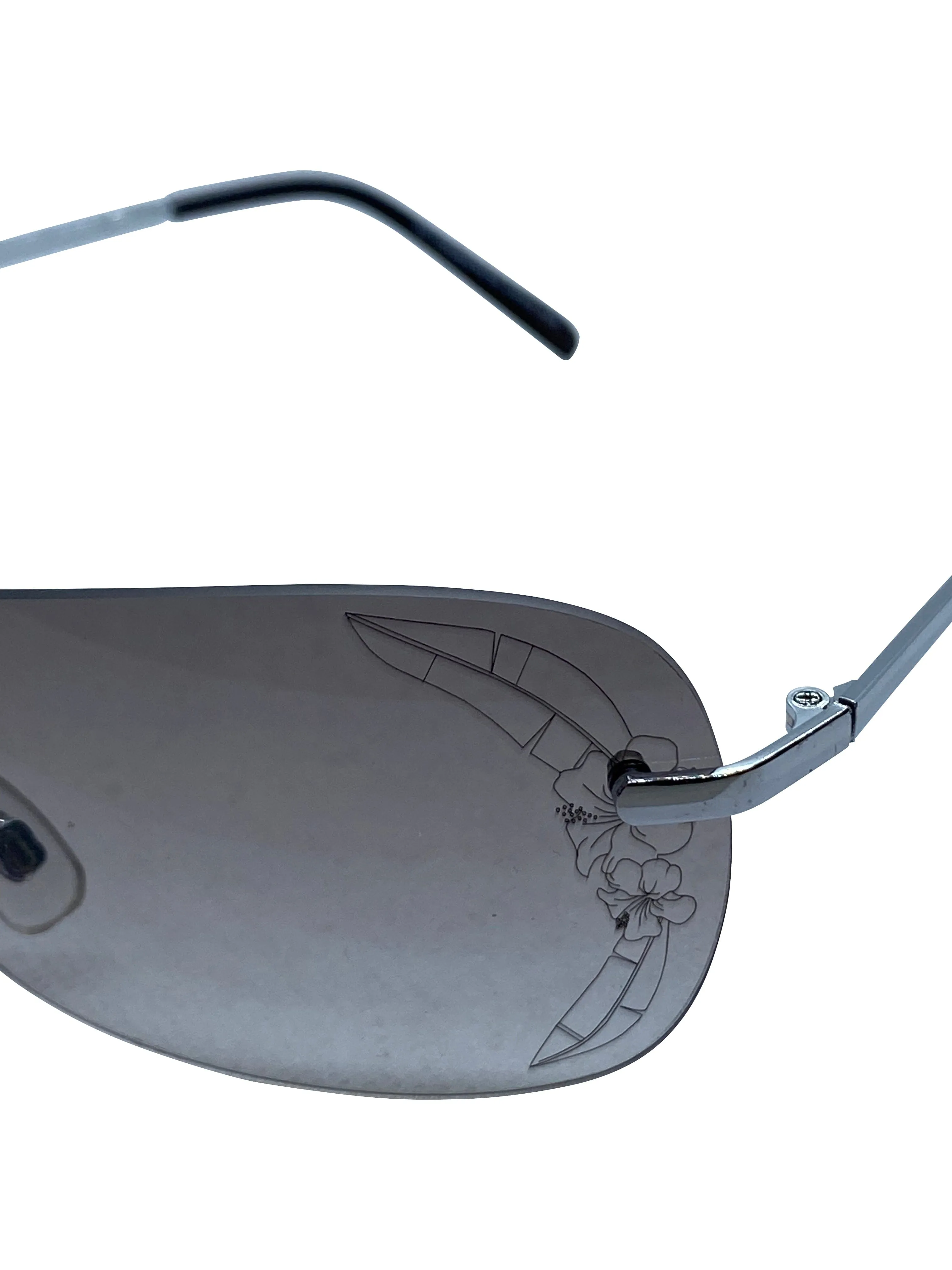 HAWAEE Smoke/Floral sold by Giant Vintage product image thumbnail 3