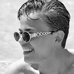 BARNUM Demi/G15 sold by Giant Vintage