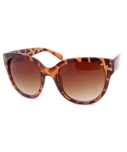 RAVEN Tortoise Cat-Eye Sunglasses sold by Giant Vintage product image thumbnail 2