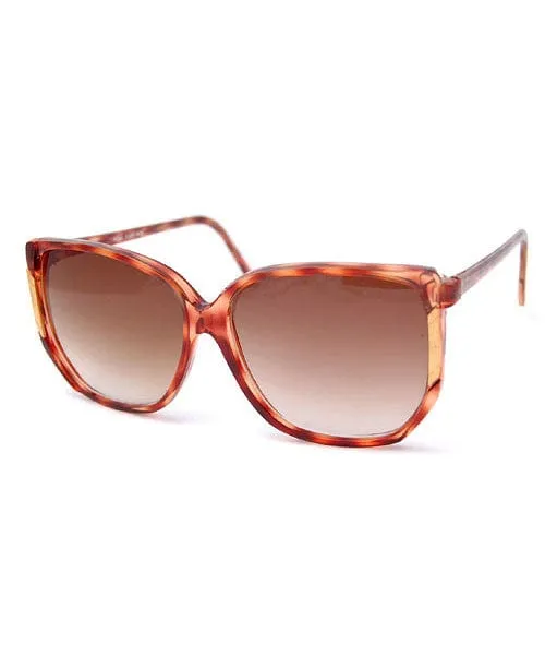 BERGMAN Tortoise sold by Giant Vintage product image thumbnail 2