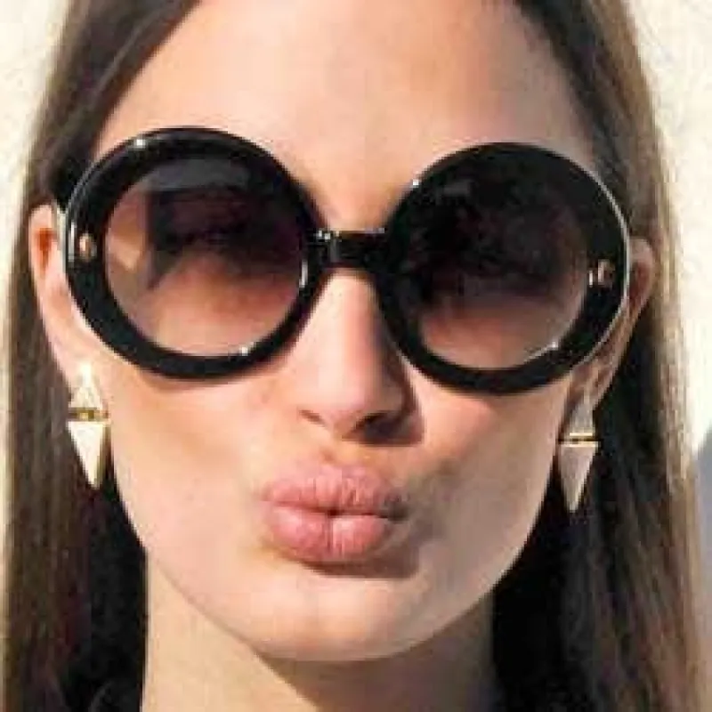 REPRISE Black sold by Giant Vintage