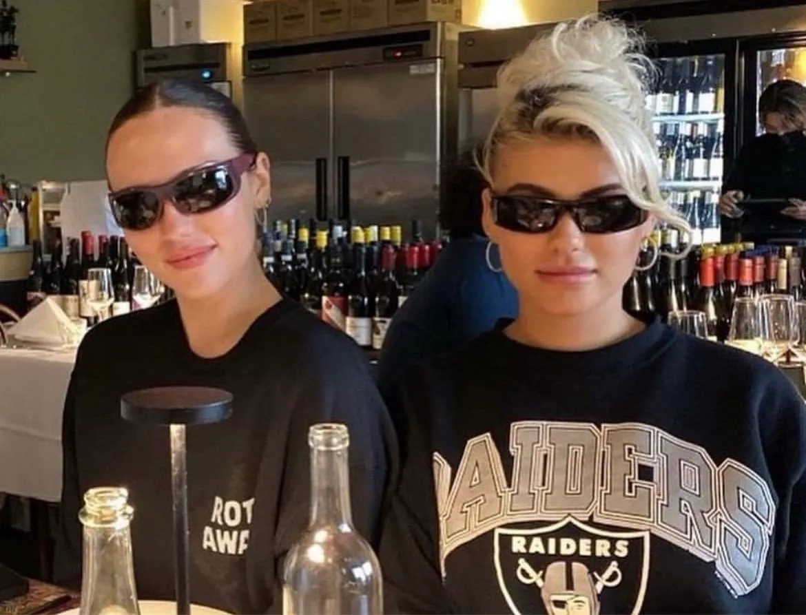 HARLEE Smoke/Heart Skull sold by Giant Vintage product image thumbnail 4