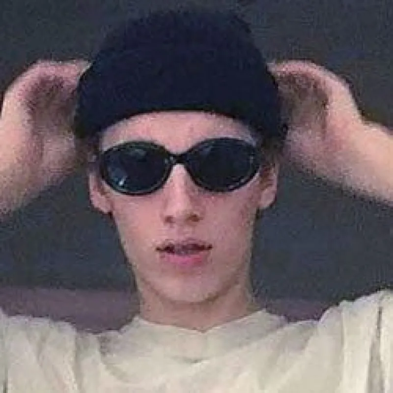 NEVERMIND Black sold by Giant Vintage