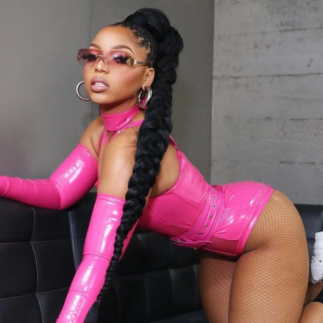 TONER Pink Y2K Rimless Sunglasses *As Seen On: Chloe Bailey* sold by Giant Vintage product image thumbnail 5