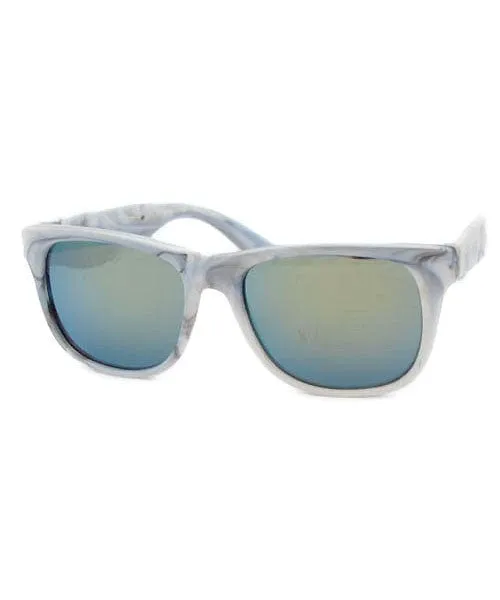 SEPULVEDA Gray Marble 80s Sunglasses sold by Giant Vintage product image thumbnail 3