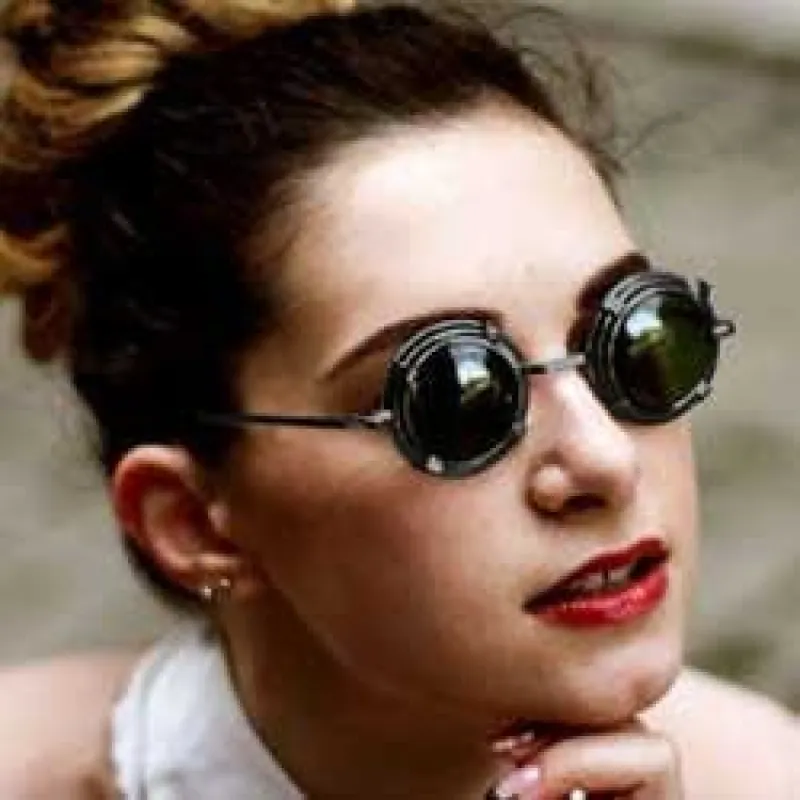 SHELDON Black sold by Giant Vintage