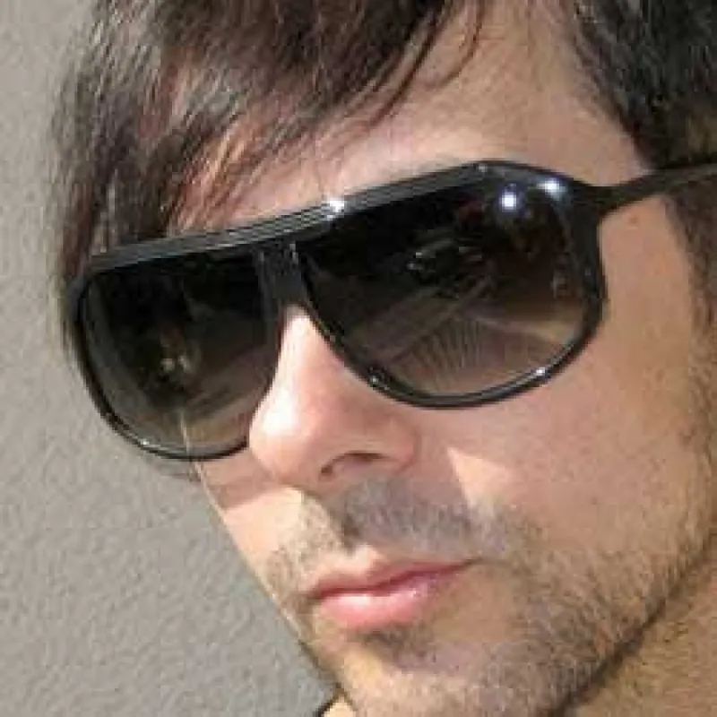 SLICK Black sold by Giant Vintage