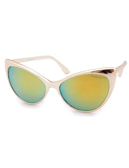 THOSE Gold sold by Giant Vintage product image thumbnail 3