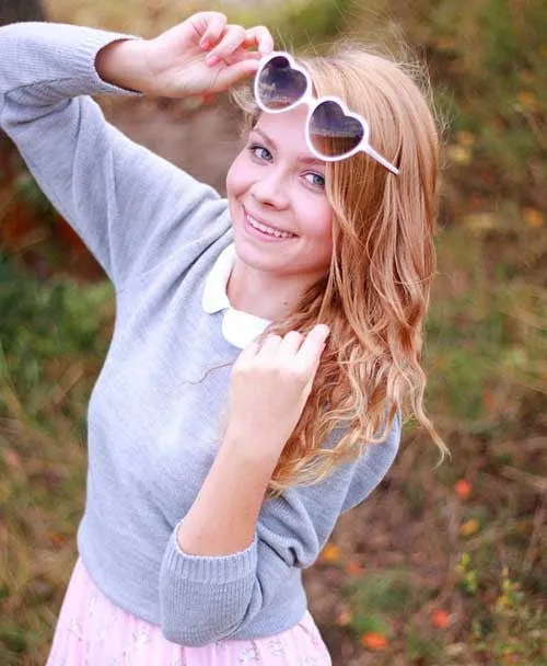 VINTAGE HEARTS White Womens Sunglasses sold by Giant Vintage product image thumbnail 3