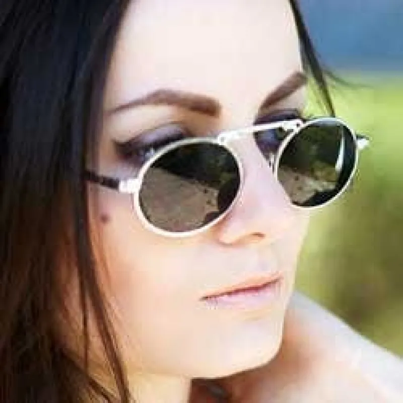 SCUTTLE Silver sold by Giant Vintage