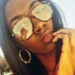 EDITIONS Demi sold by Giant Vintage