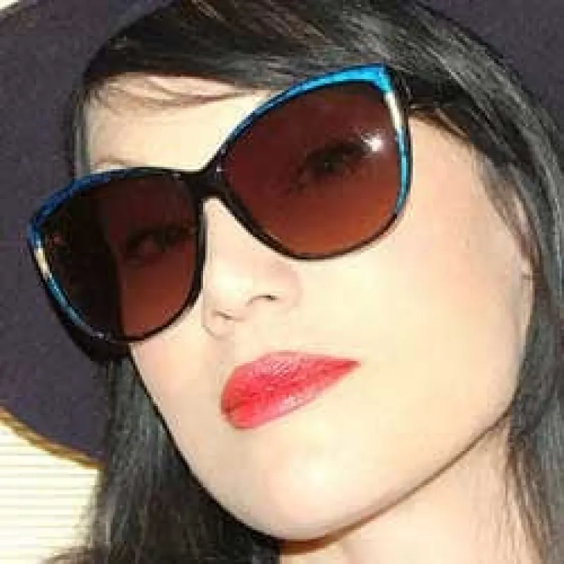 SIMONE Blue sold by Giant Vintage