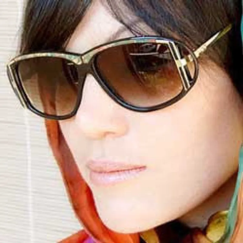 KALLIOPE Black/floral sold by Giant Vintage