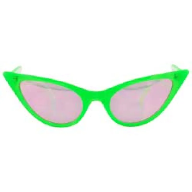 QUIZZY Green Cat-Eye Sunglasses sold by Giant Vintage