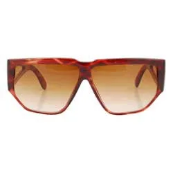 KIM JONG Tortoise sold by Giant Vintage