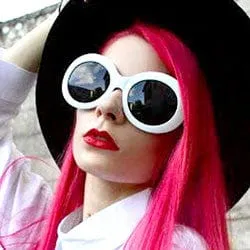 BUGGLES White Oversized Sunglasses sold by Giant Vintage product image thumbnail 3