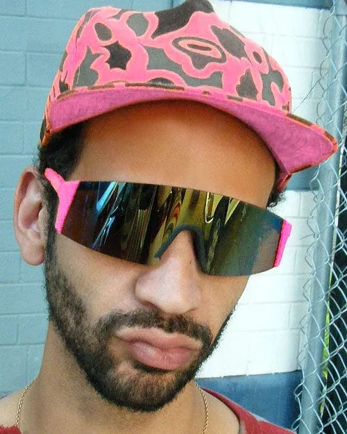 RAZOR Pink sold by Giant Vintage product image thumbnail 3