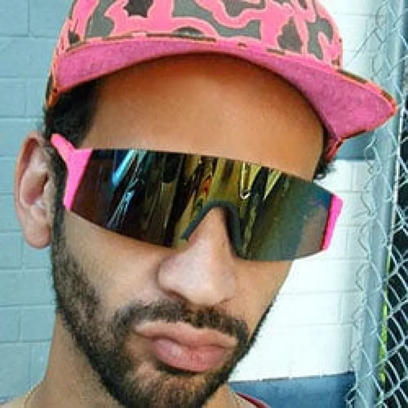 RAZOR Pink sold by Giant Vintage