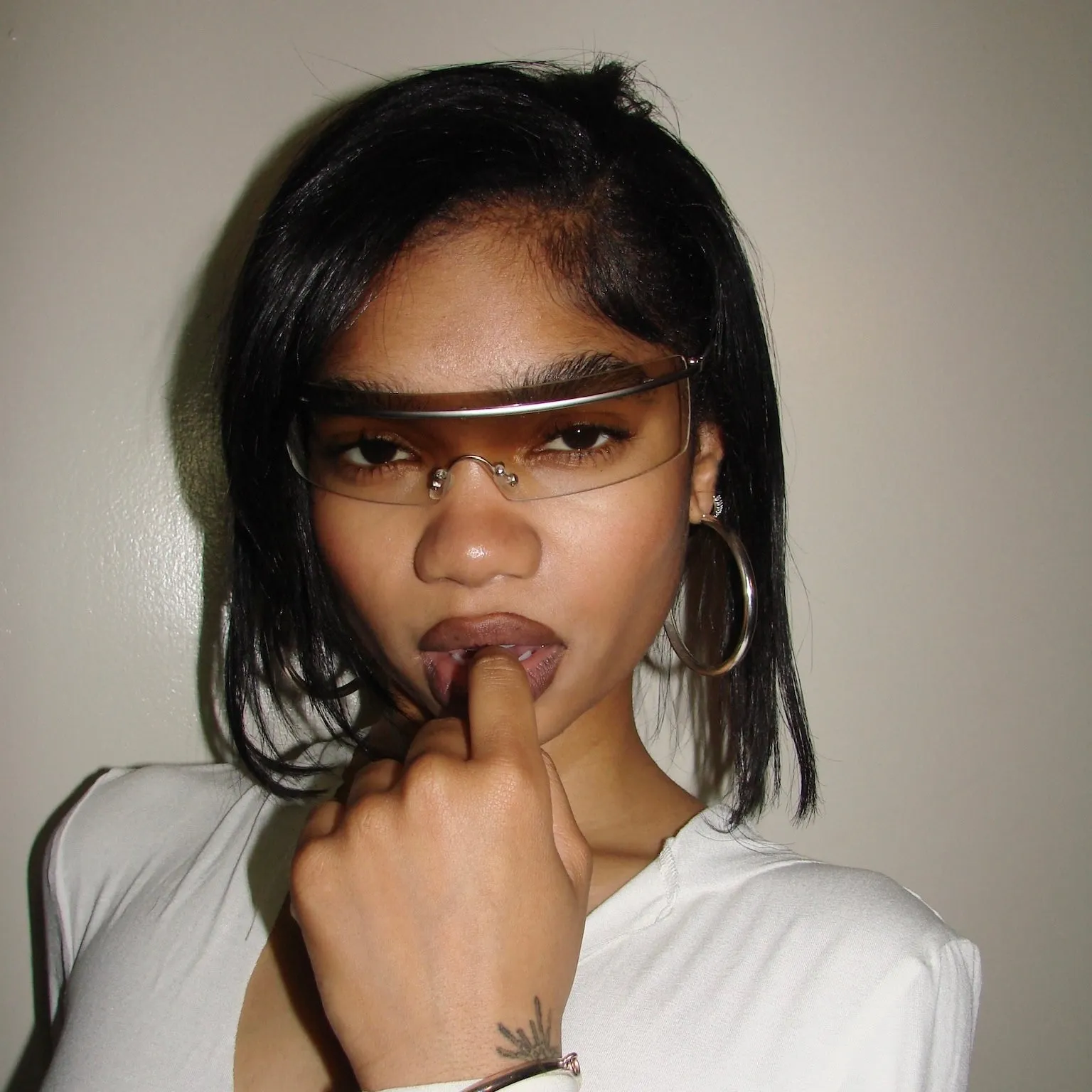 SQUEEZE IT Rimless Futuristic Shield Sunglasses sold by Giant Vintage product image thumbnail 2