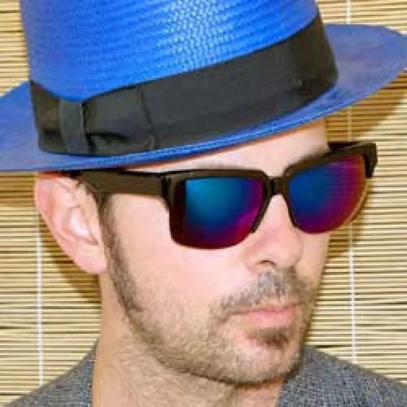 DISTRICT Black Mens Sunglasses sold by Giant Vintage