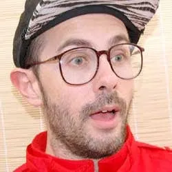 STUDENT Red/Black sold by Giant Vintage