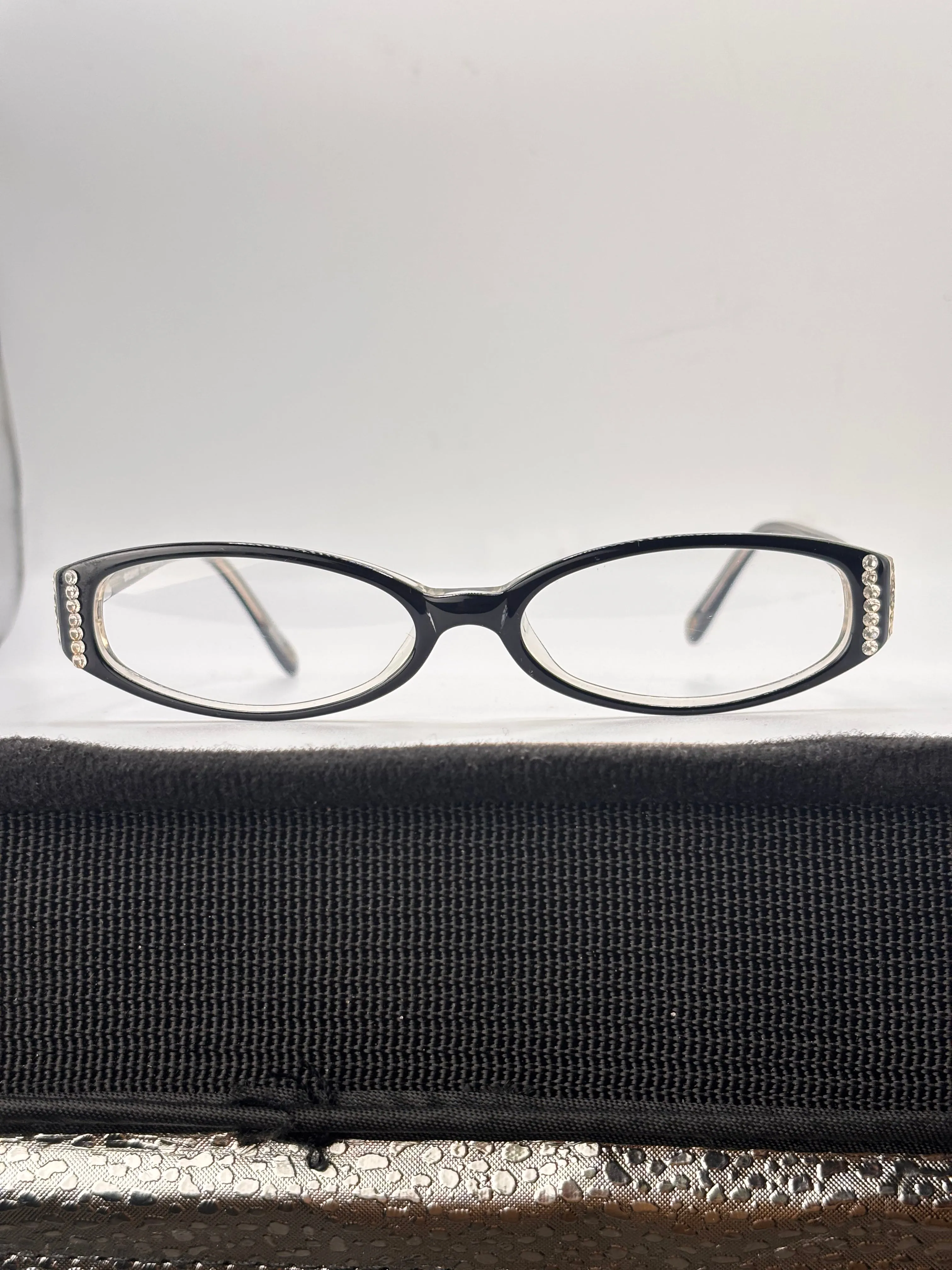 EXCLUSIVE Bayonetta Office Siren Glasses sold by Giant Vintage product image thumbnail 5