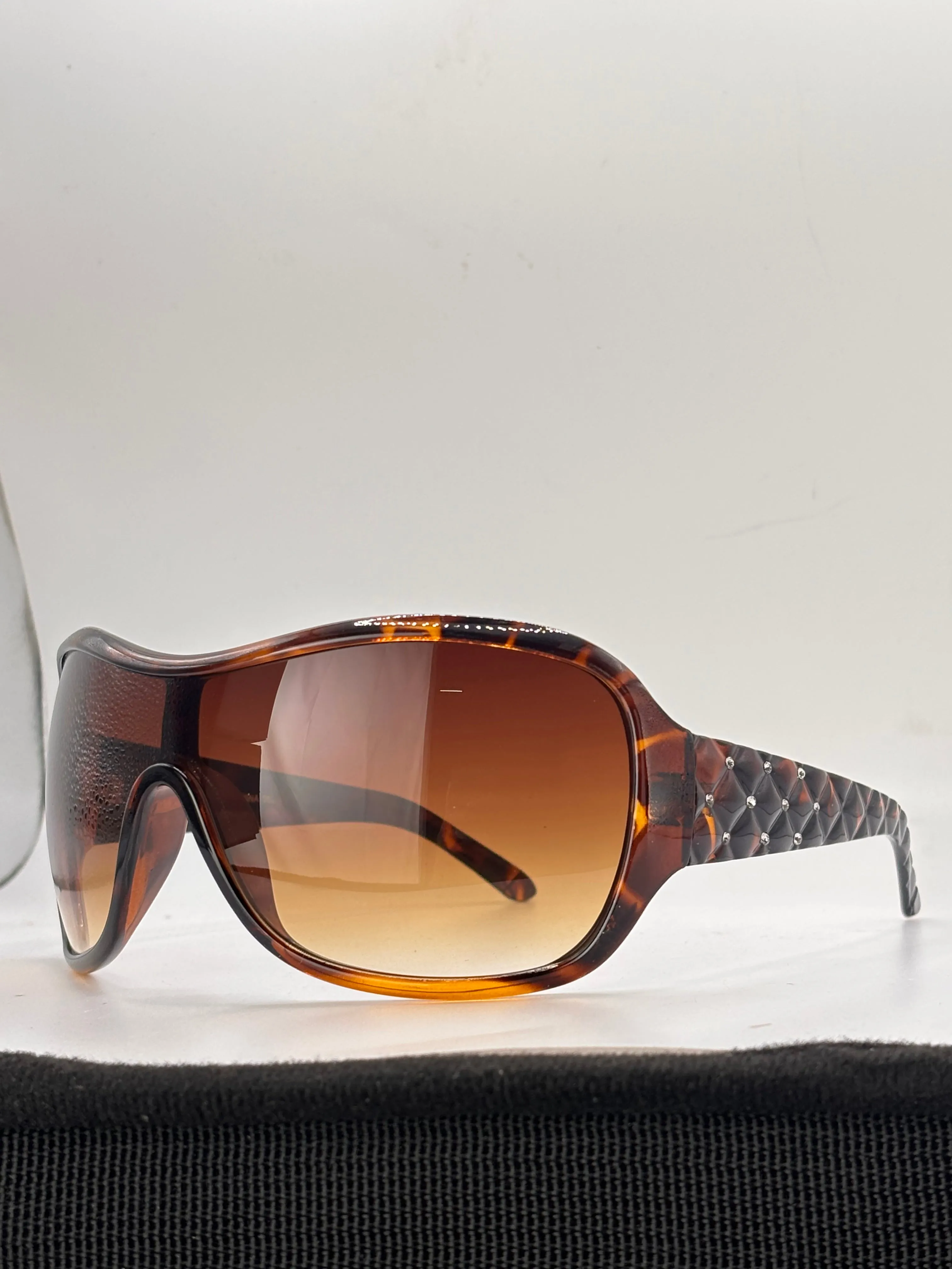 SWEET 16 Shield Sunglasses sold by Giant Vintage product image thumbnail 3