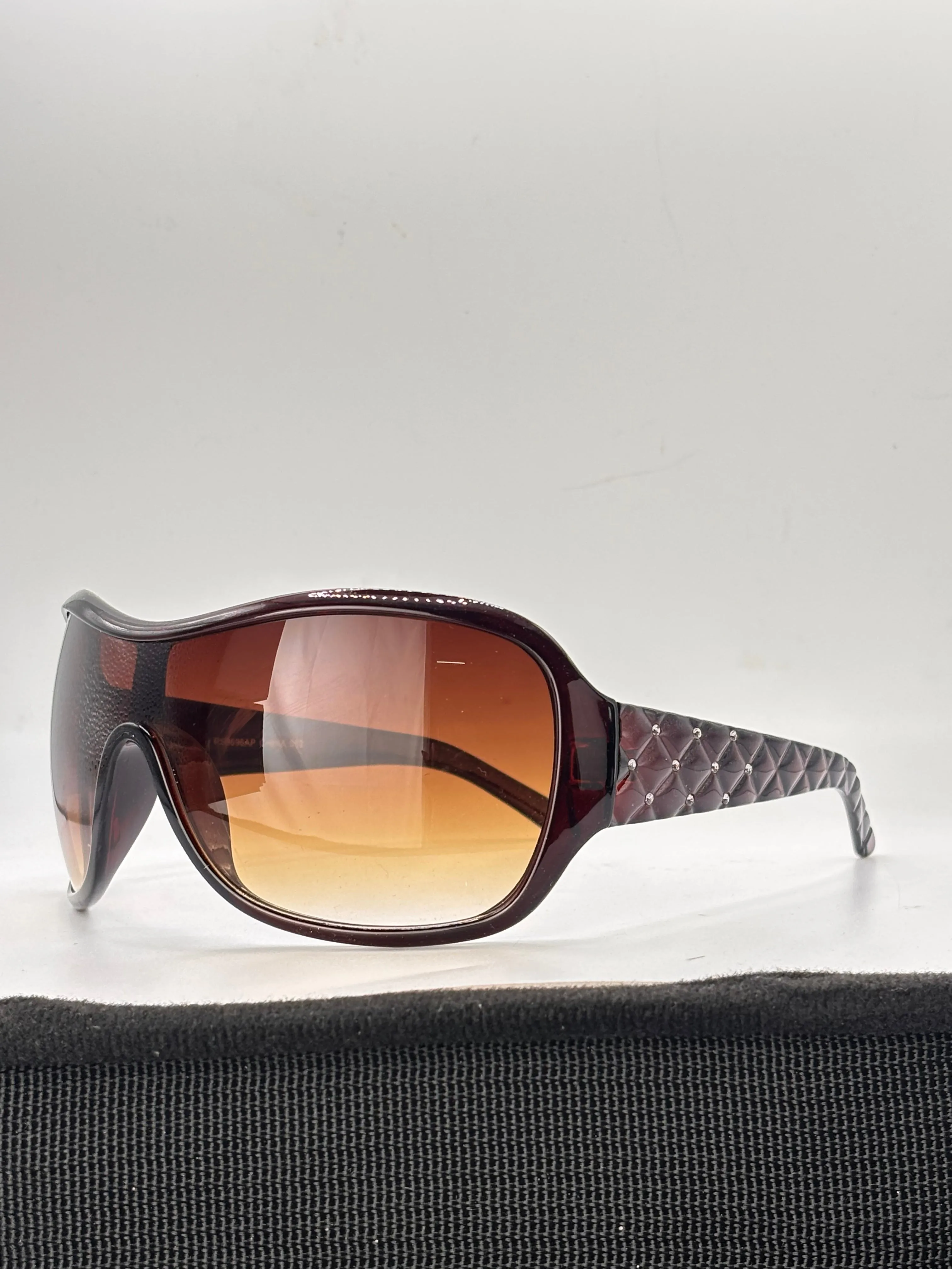 SWEET 16 Shield Sunglasses sold by Giant Vintage product image thumbnail 5