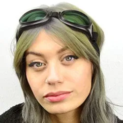 THUNDER Green sold by Giant Vintage