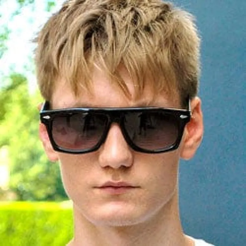 LONGWAY Black/Smoke sold by Giant Vintage