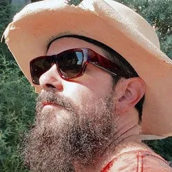 SWEETS McGEE Demi sold by Giant Vintage