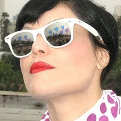 HEARTWAY White sold by Giant Vintage