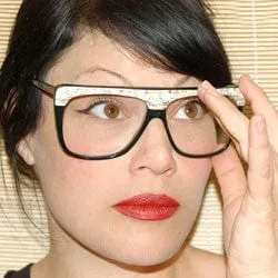 KEW GARDENS Black sold by Giant Vintage