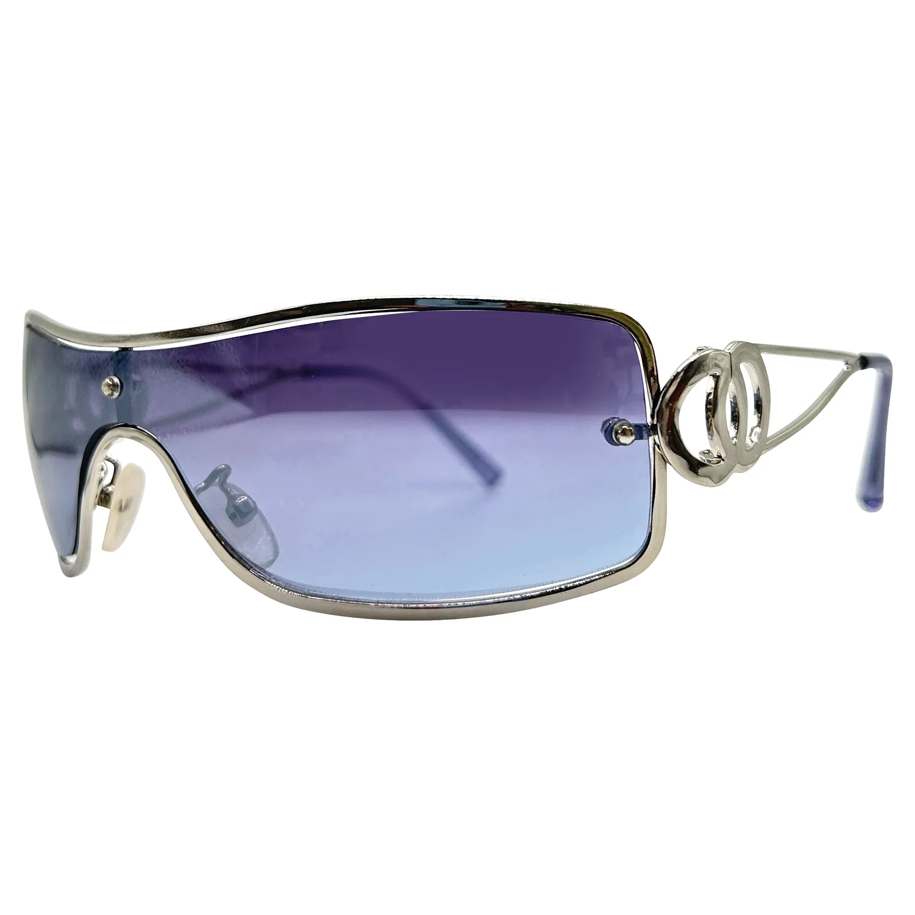 ZOOMS Y2K Sunglasses sold by Giant Vintage product image thumbnail 4