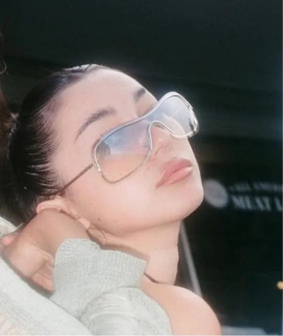 REDS Flash 70s Retro Sunglasses sold by Giant Vintage product image thumbnail 5