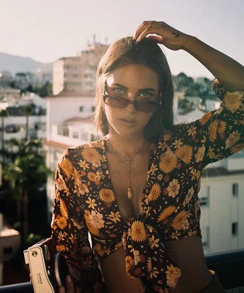 JANE'S Demi/Brown 2000s Sunglasses sold by Giant Vintage product image thumbnail 4