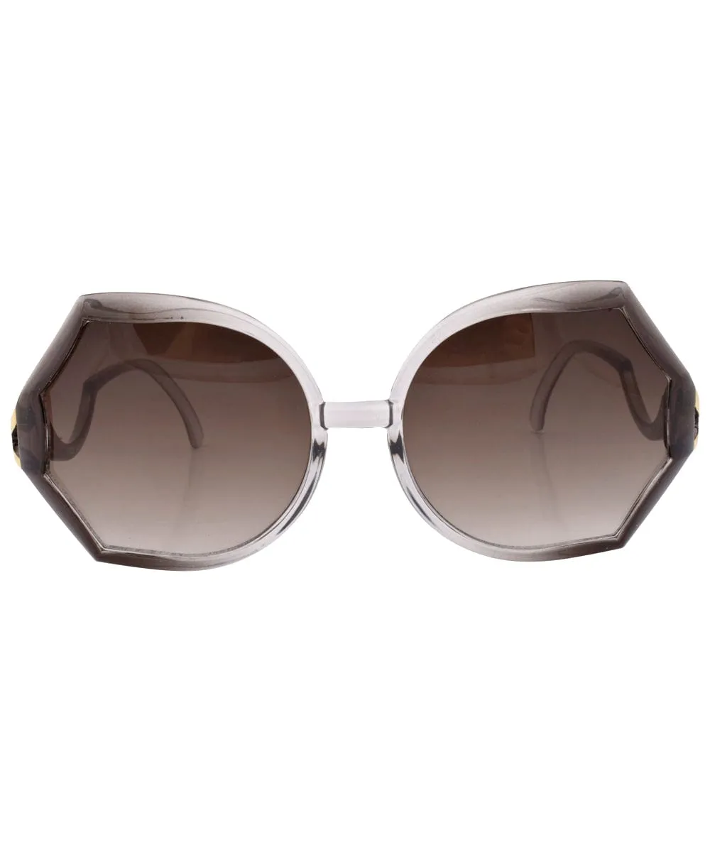 GRANNY Smoke sold by Giant Vintage product image thumbnail 3