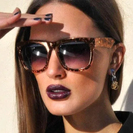 ROGER Tobacco sold by Giant Vintage product image thumbnail 2