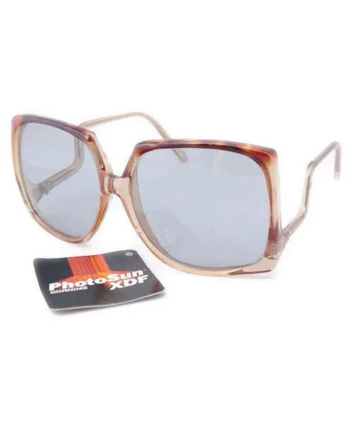 CX-CLEMENCE Demi sold by Giant Vintage product image thumbnail 2