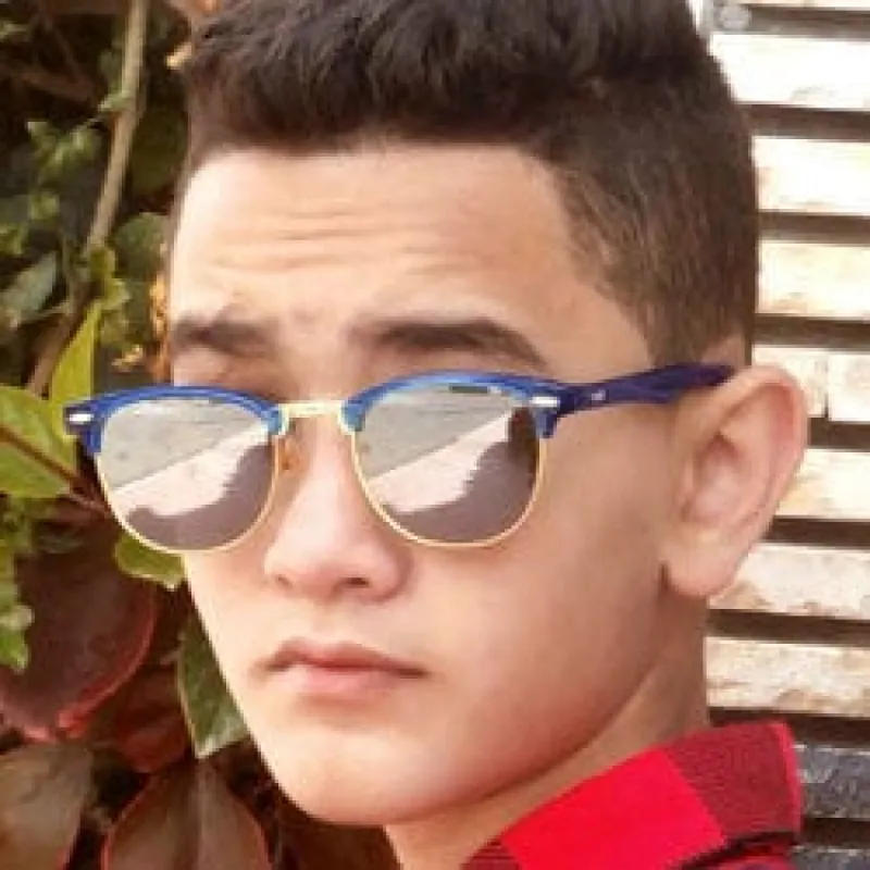 MILO Blue sold by Giant Vintage