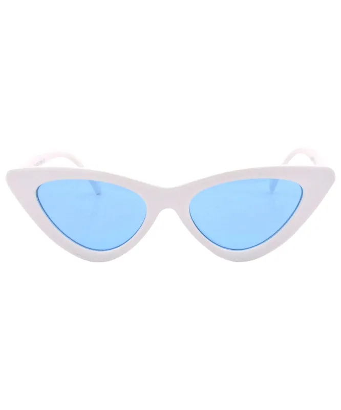 HOTSIE White/Blue sold by Giant Vintage