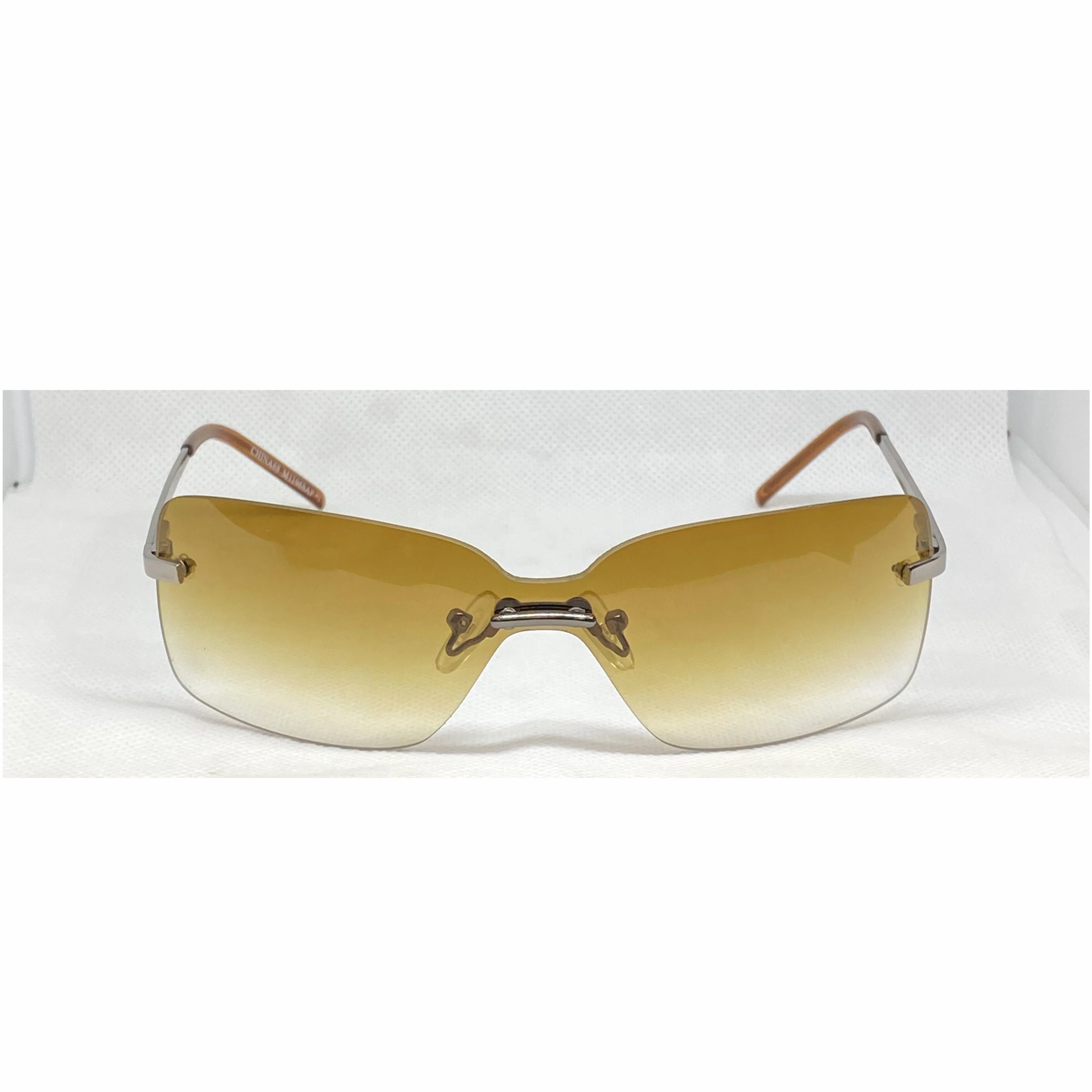 DOGGO Amber sold by Giant Vintage