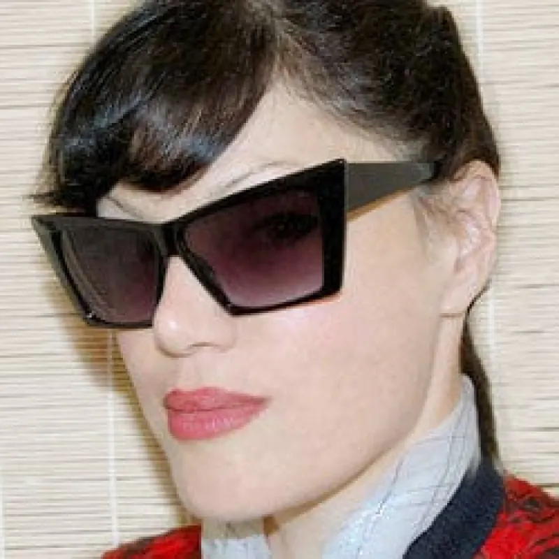 MONDO Black sold by Giant Vintage