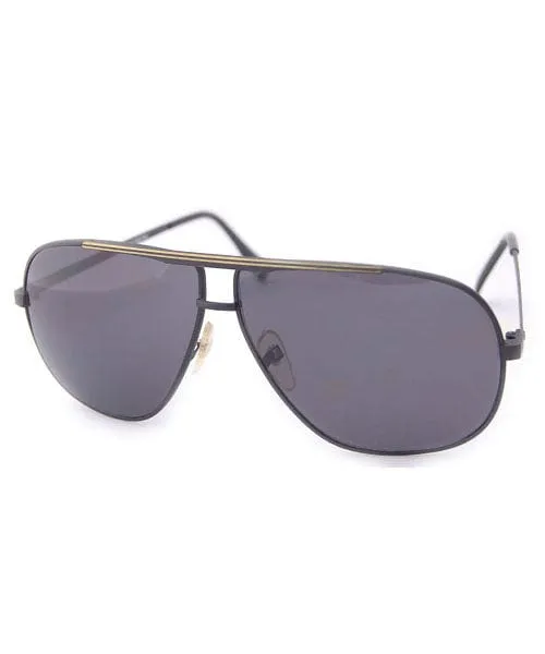 EL CAPITAN Black Aviator Sunglasses sold by Giant Vintage product image thumbnail 2