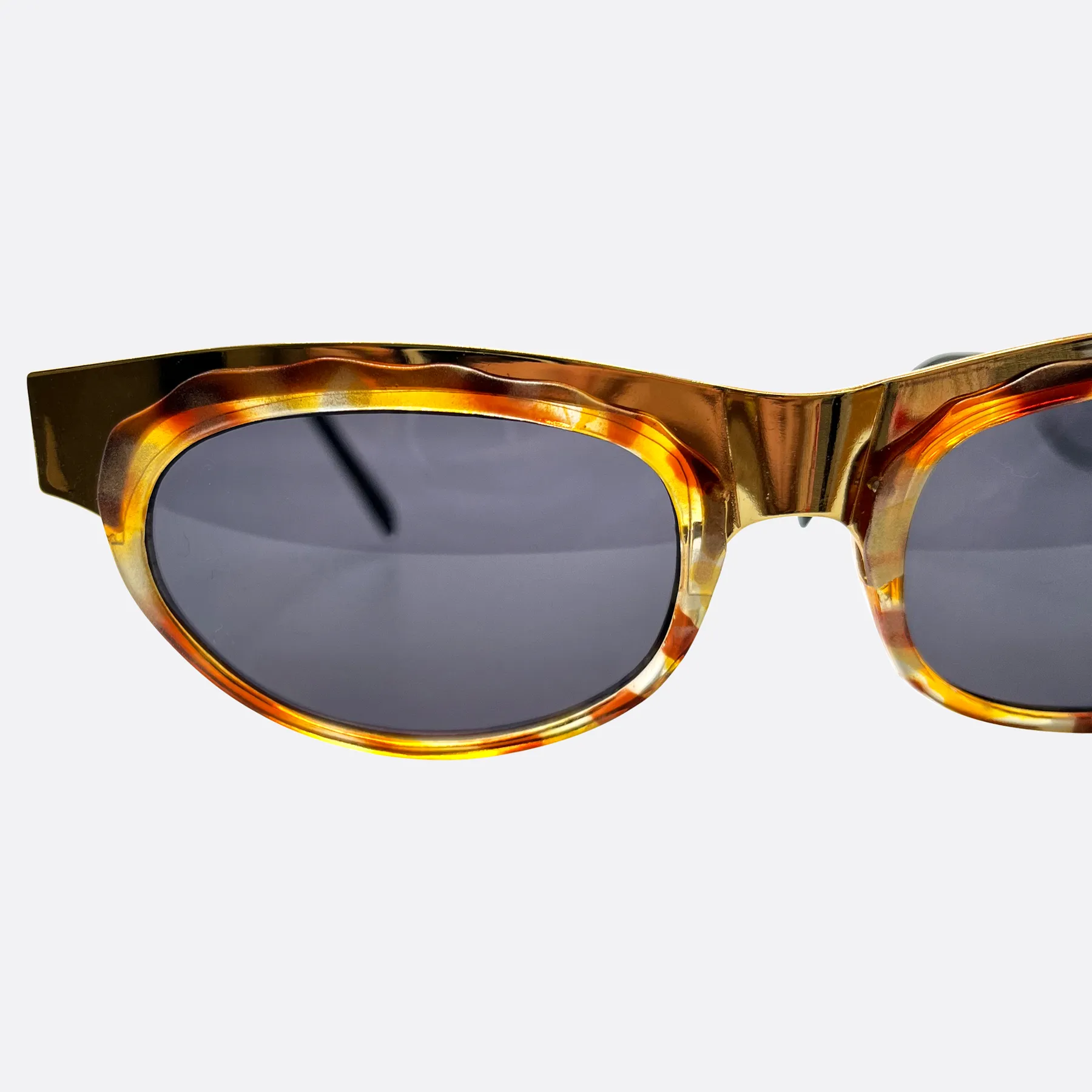 LA-DI-DA 80s Cat-Eye Sunglasses sold by Giant Vintage product image thumbnail 3
