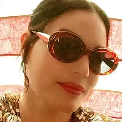 PAULLETTE Demi/Brown sold by Giant Vintage