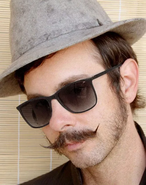 TOTO Black sold by Giant Vintage product image thumbnail 2